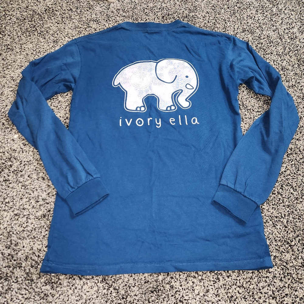 Ivory Ella Women’s Size Small Blue Long Sleeve Shirt With Elephant Logo Pocket‎